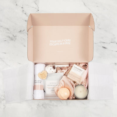 Indulgent Luxury Spa Gift Box For Mom beauty tool